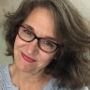 Meet your Posher, Alyson